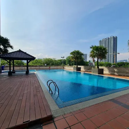 1 Min Next To Lrt Cheras 68 With Shared Area